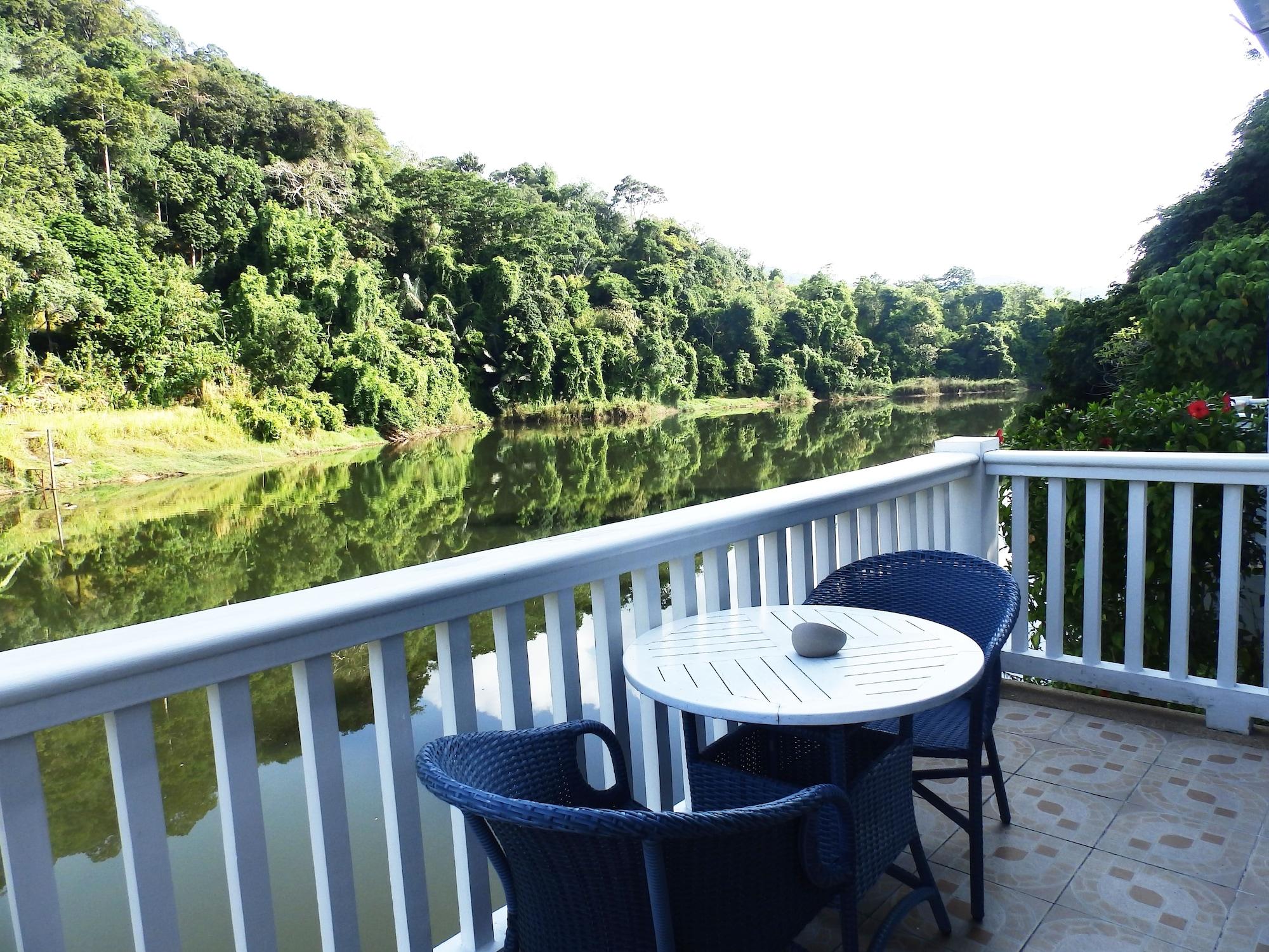 Serenity Lakeside Resort Kathu Exterior photo