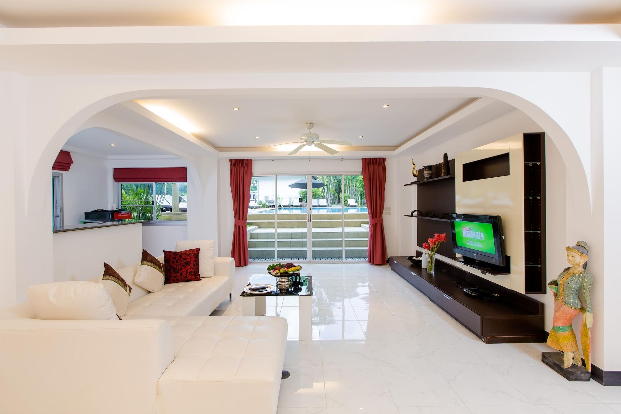 Serenity Lakeside Resort Kathu Exterior photo