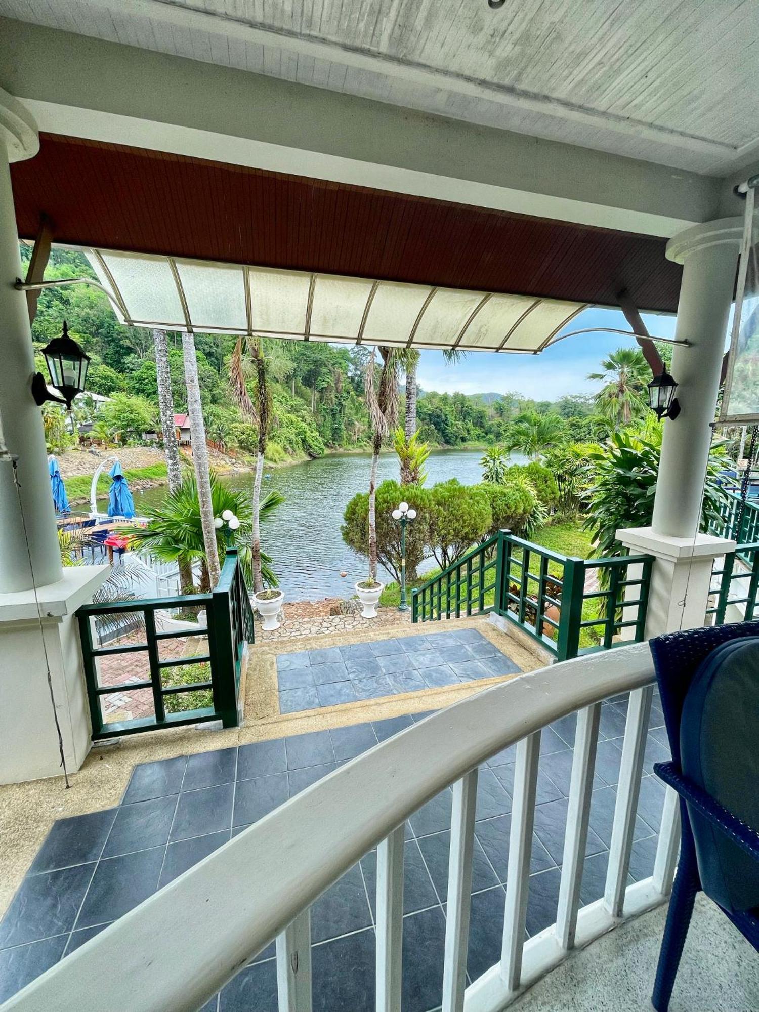 Serenity Lakeside Resort Kathu Exterior photo