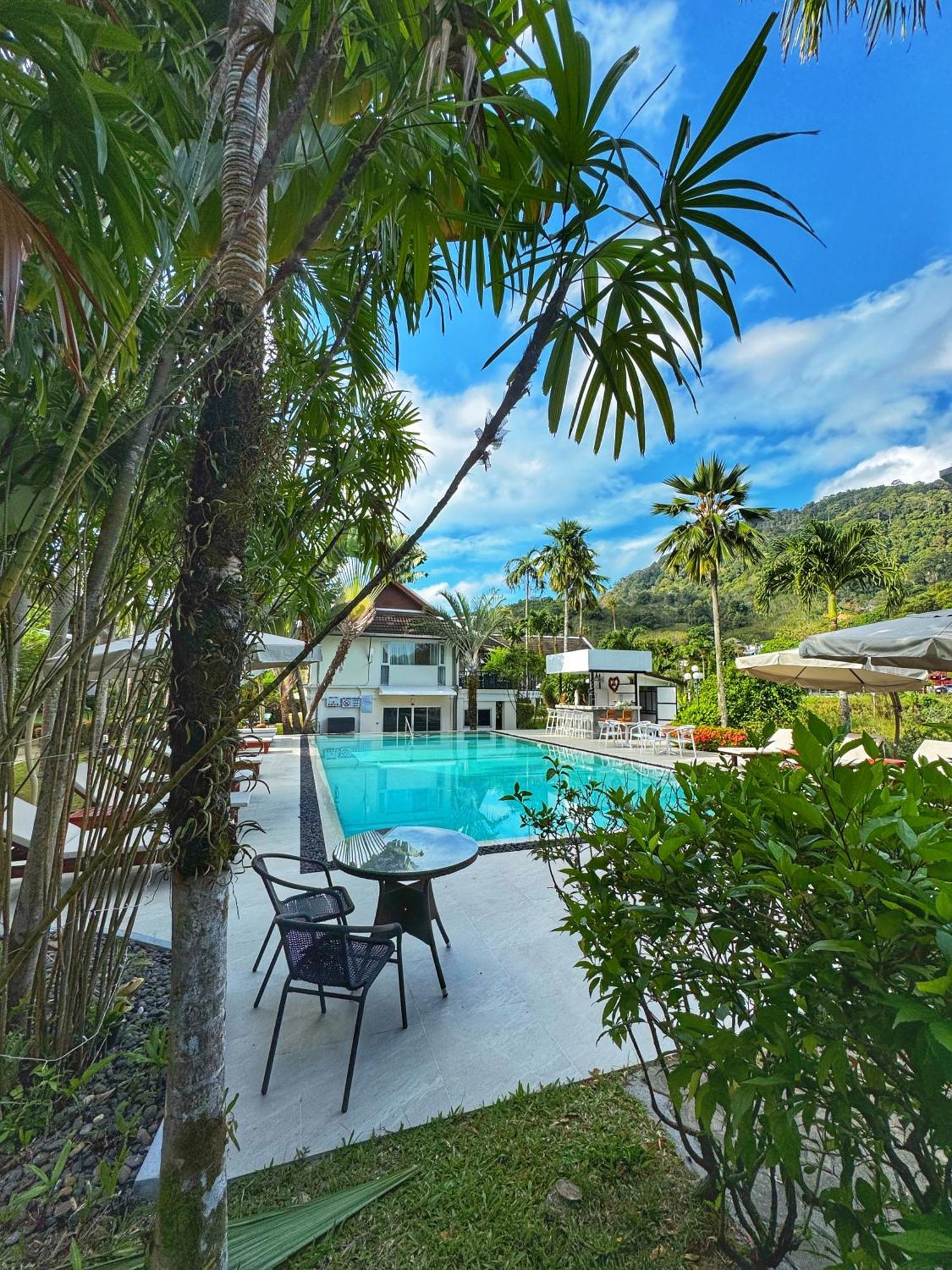 Serenity Lakeside Resort Kathu Exterior photo