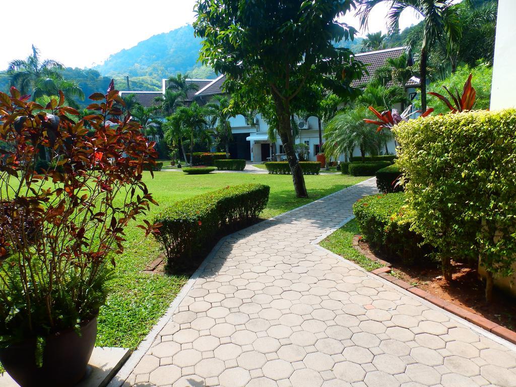 Serenity Lakeside Resort Kathu Exterior photo