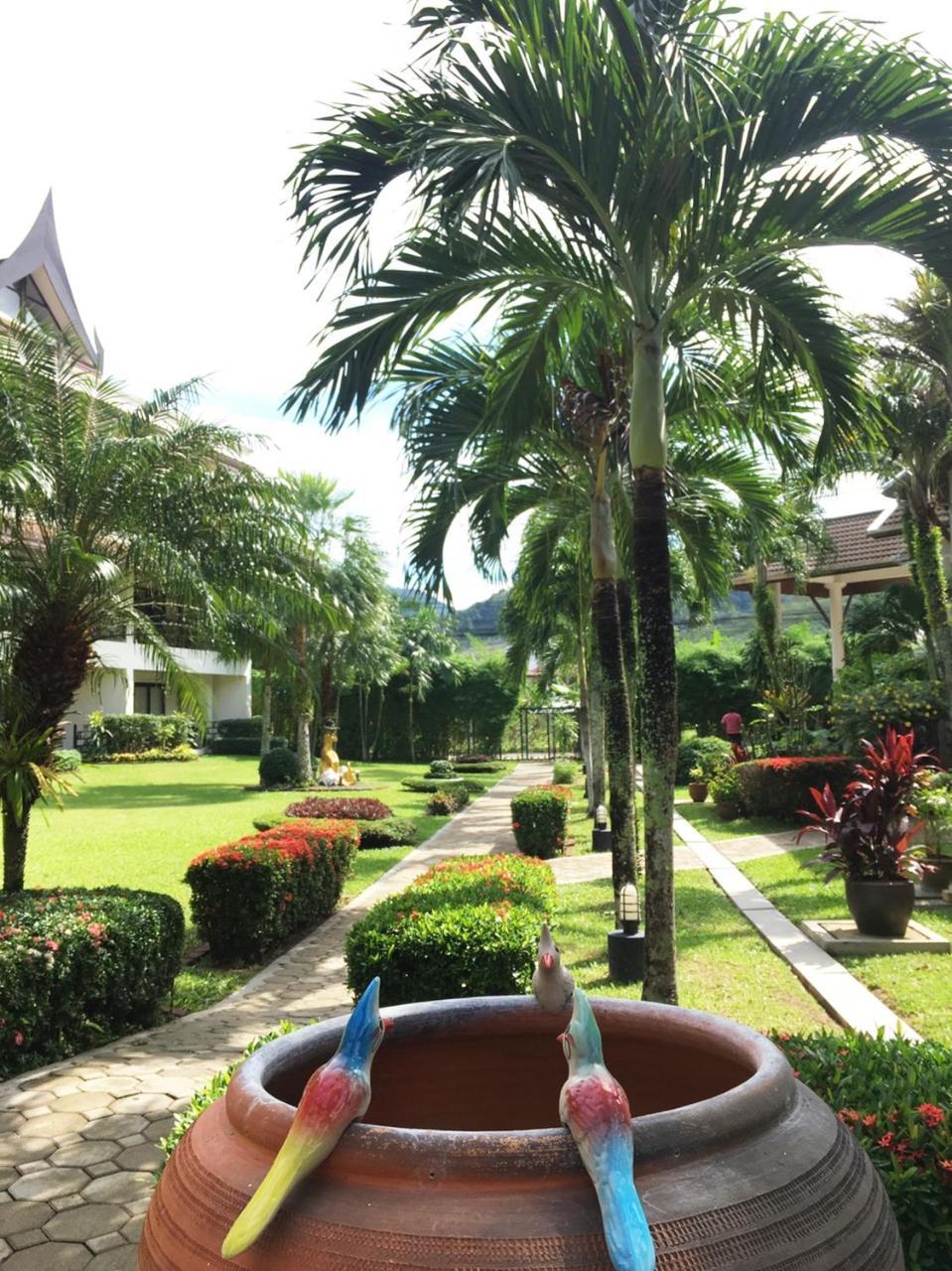 Serenity Lakeside Resort Kathu Exterior photo
